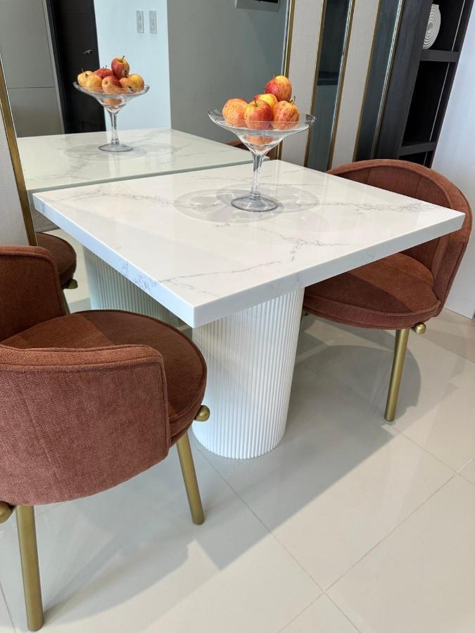 Uptown Parksuites Bgc Taguig Bagian luar foto
