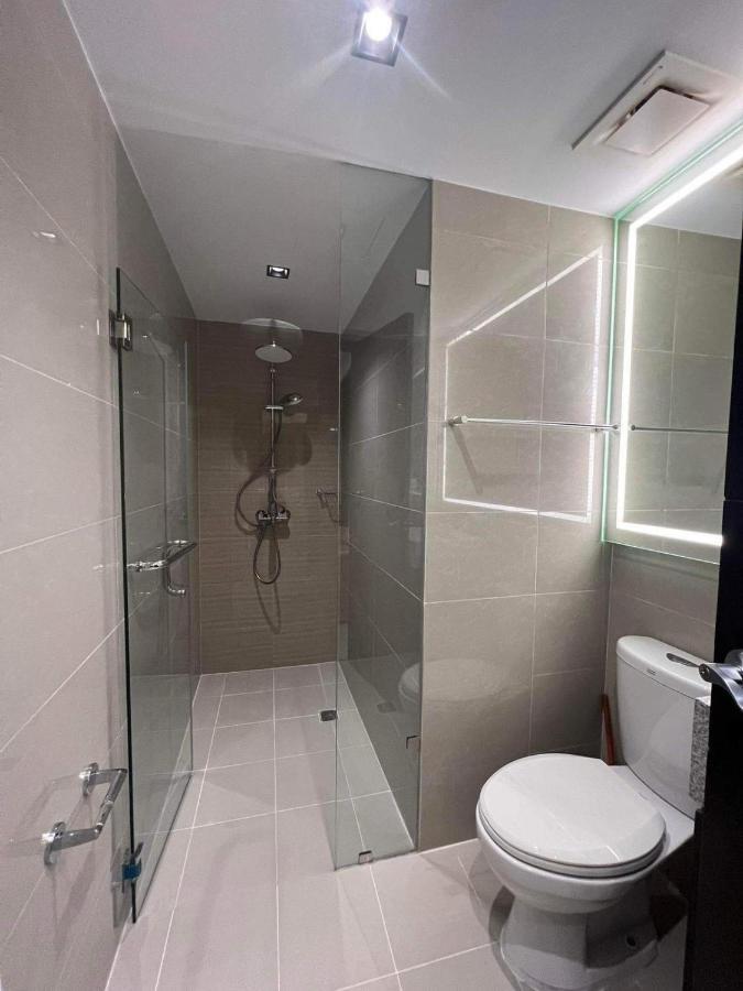 Uptown Parksuites Bgc Taguig Bagian luar foto