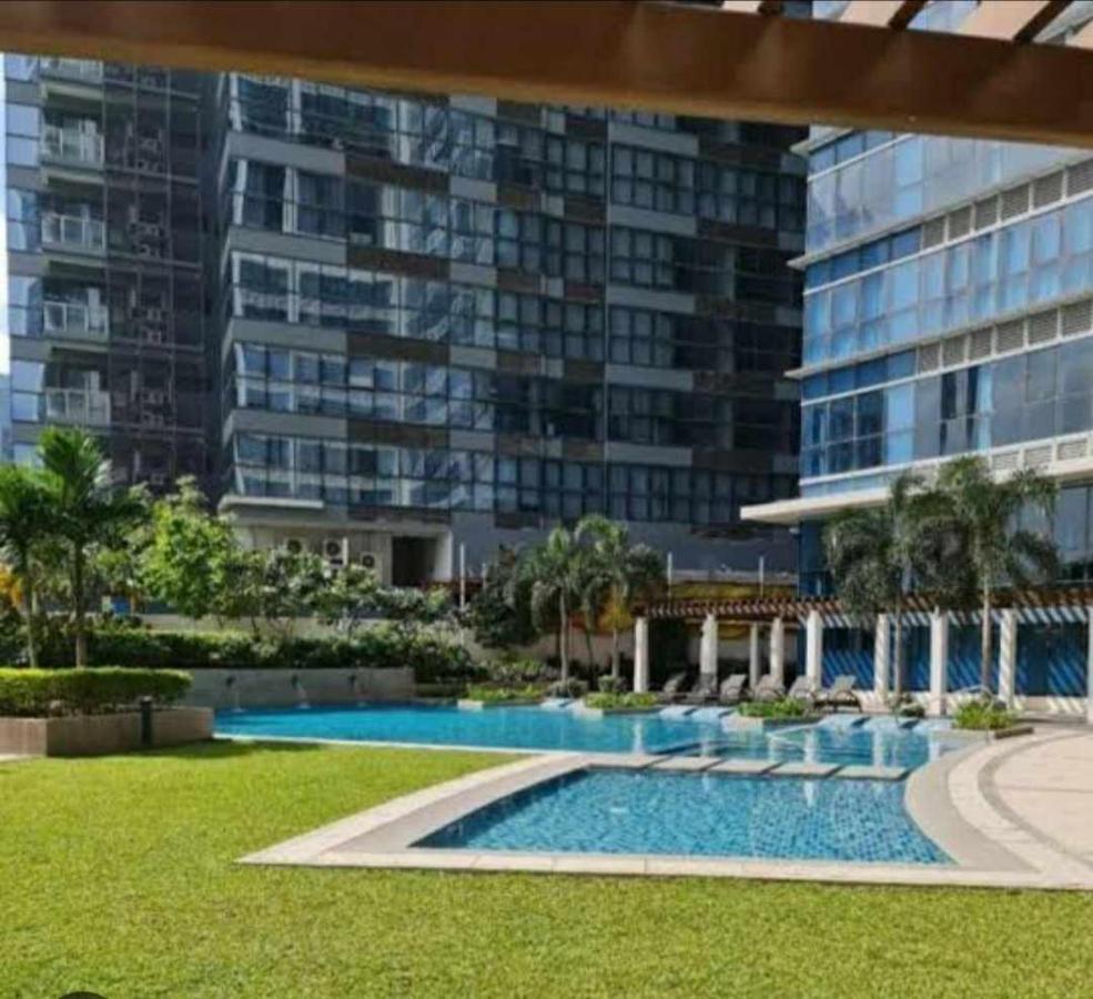 Uptown Parksuites Bgc Taguig Bagian luar foto